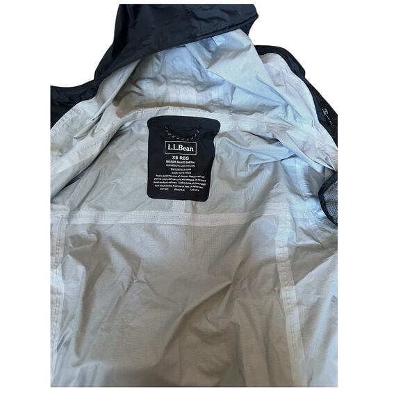 L.L.Bean Trail Model Black Rain Jacket extra small waterproof lightweight coat - Picture 5 of 12